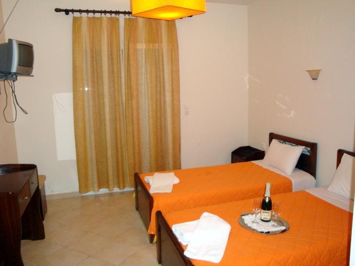 Hotel Iliana Mandrotopos 外观 照片