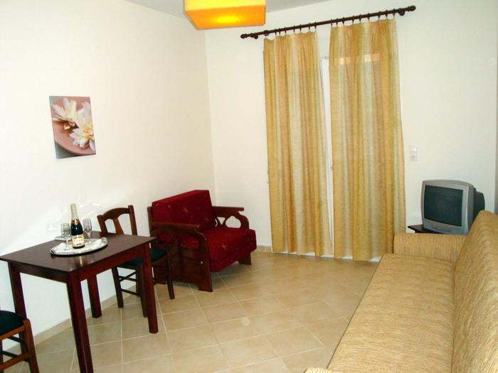 Hotel Iliana Mandrotopos 外观 照片