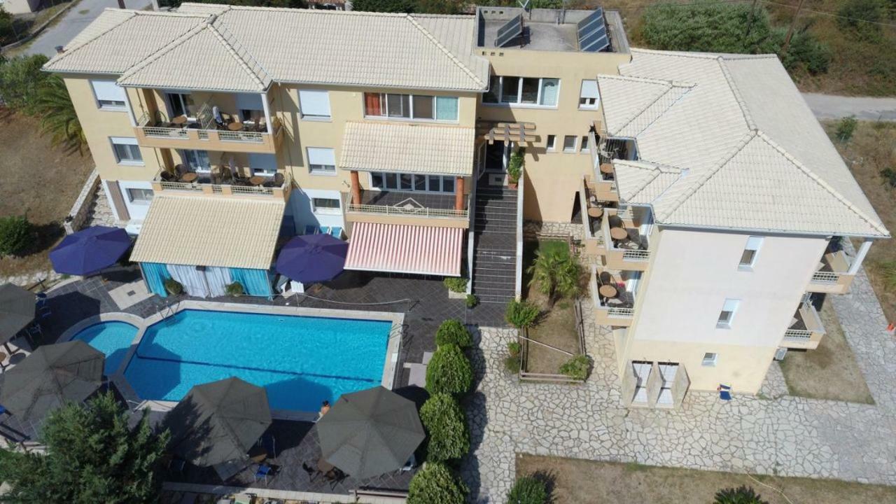 Hotel Iliana Mandrotopos 外观 照片