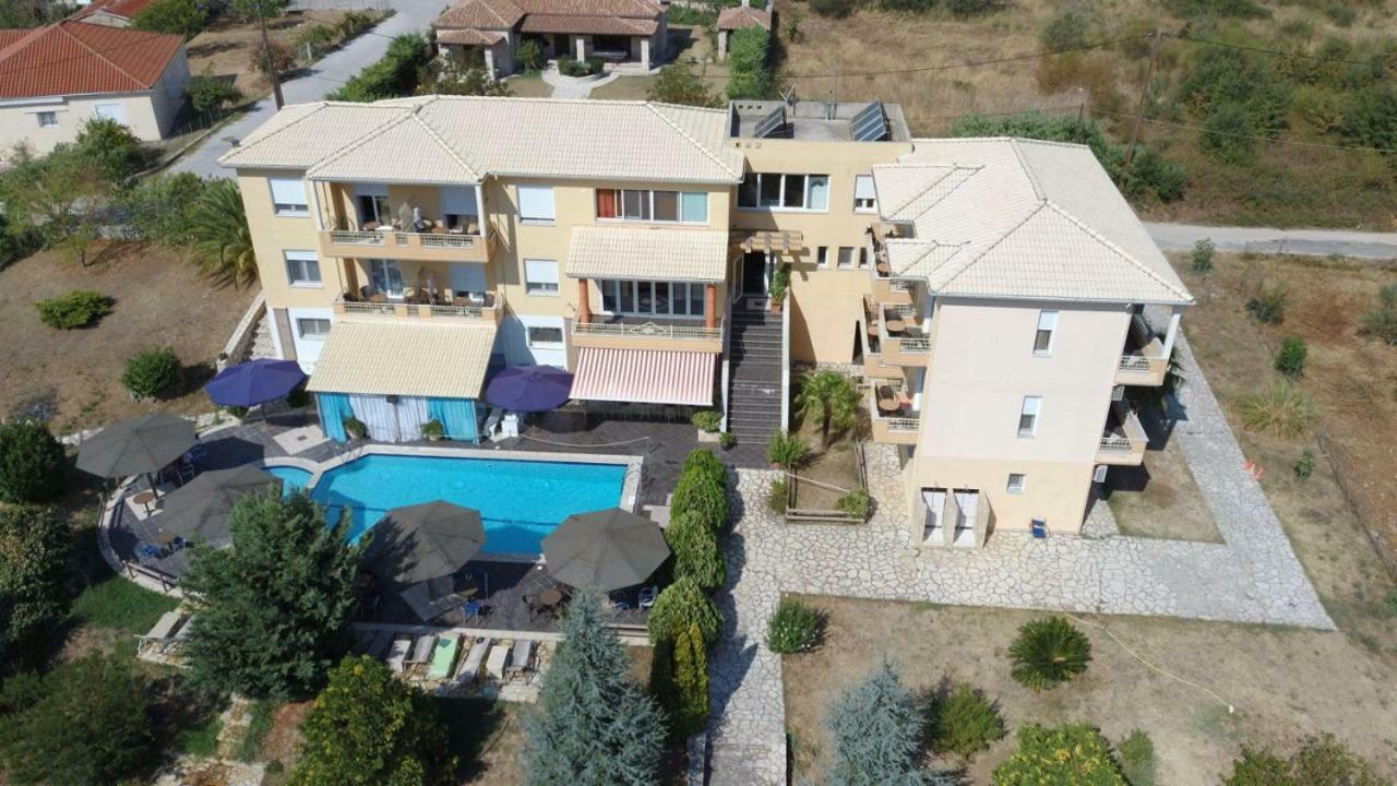 Hotel Iliana Mandrotopos 外观 照片
