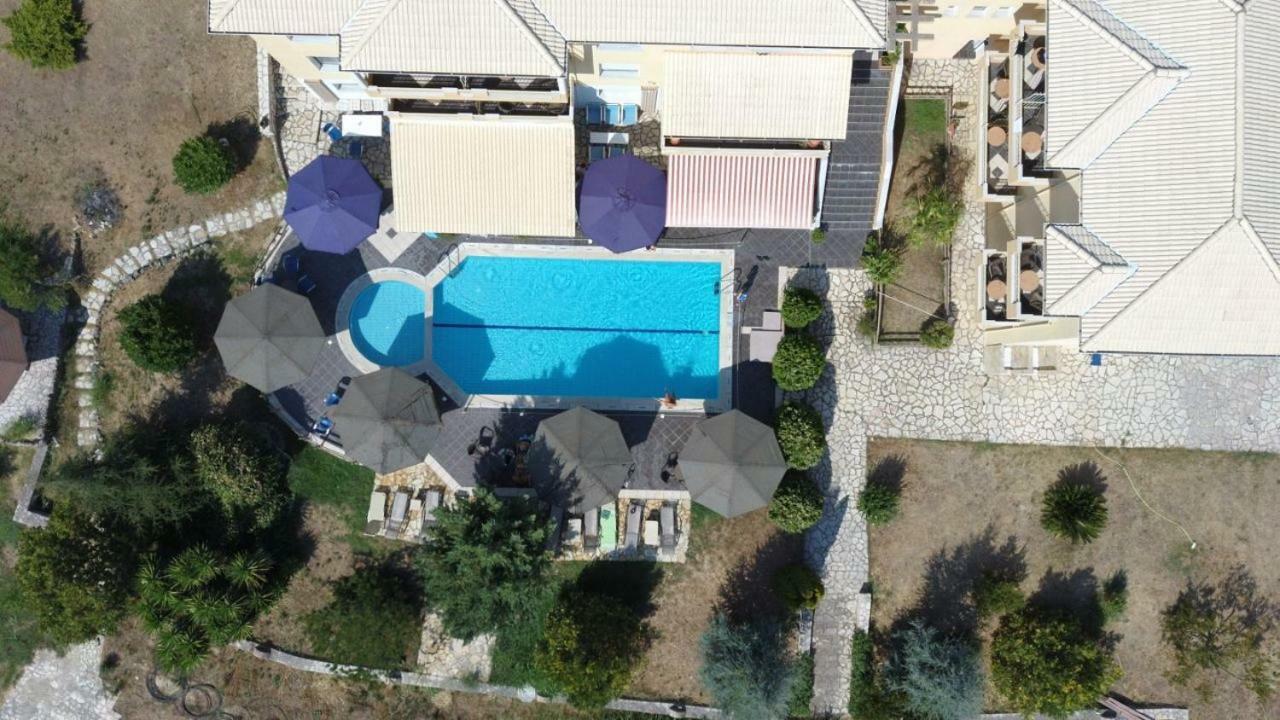 Hotel Iliana Mandrotopos 外观 照片